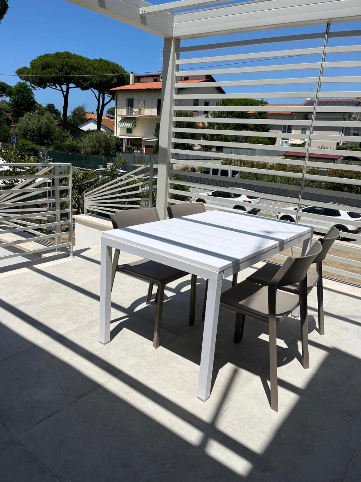 Appartamento In Villa A Tirrenia, Eleganza E Comfort A Pochi Passi Dal Mare Pisa Dış mekan fotoğraf
